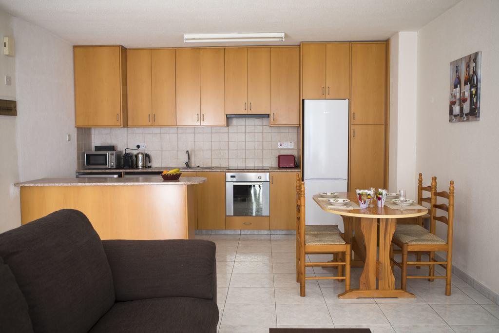 Ambelones Apartments ปิสซูรี ภายนอก รูปภาพ