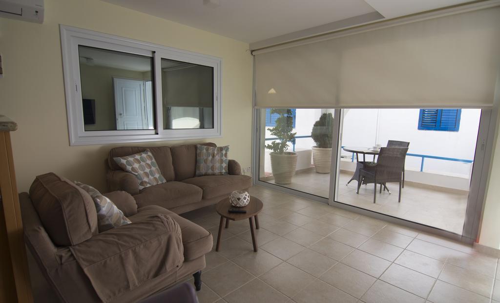 Ambelones Apartments ปิสซูรี ภายนอก รูปภาพ